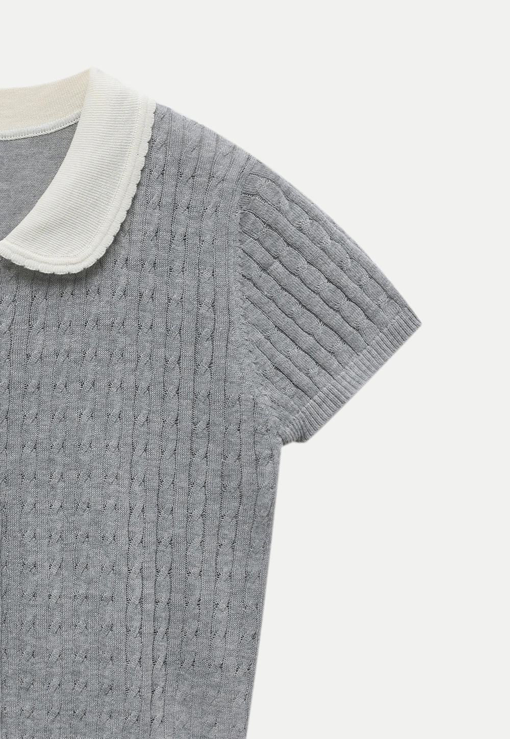 Women's Contrast Peter Pan Collar Cable Knit Cardigan