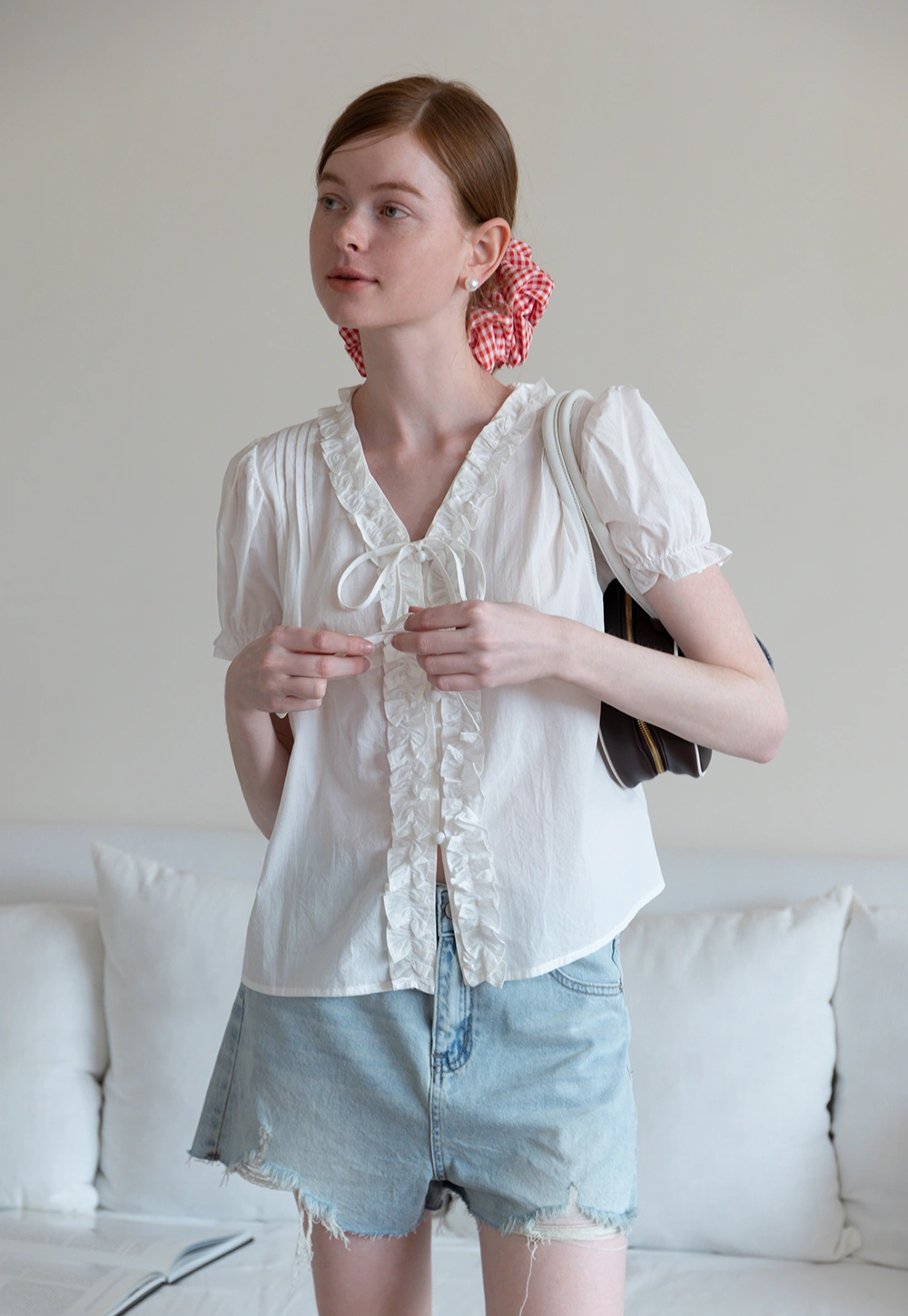 Women's Ruffle Trim Puff Sleeve Blouse
