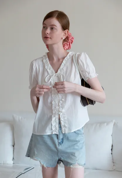 Women's Ruffle Trim Puff Sleeve Blouse