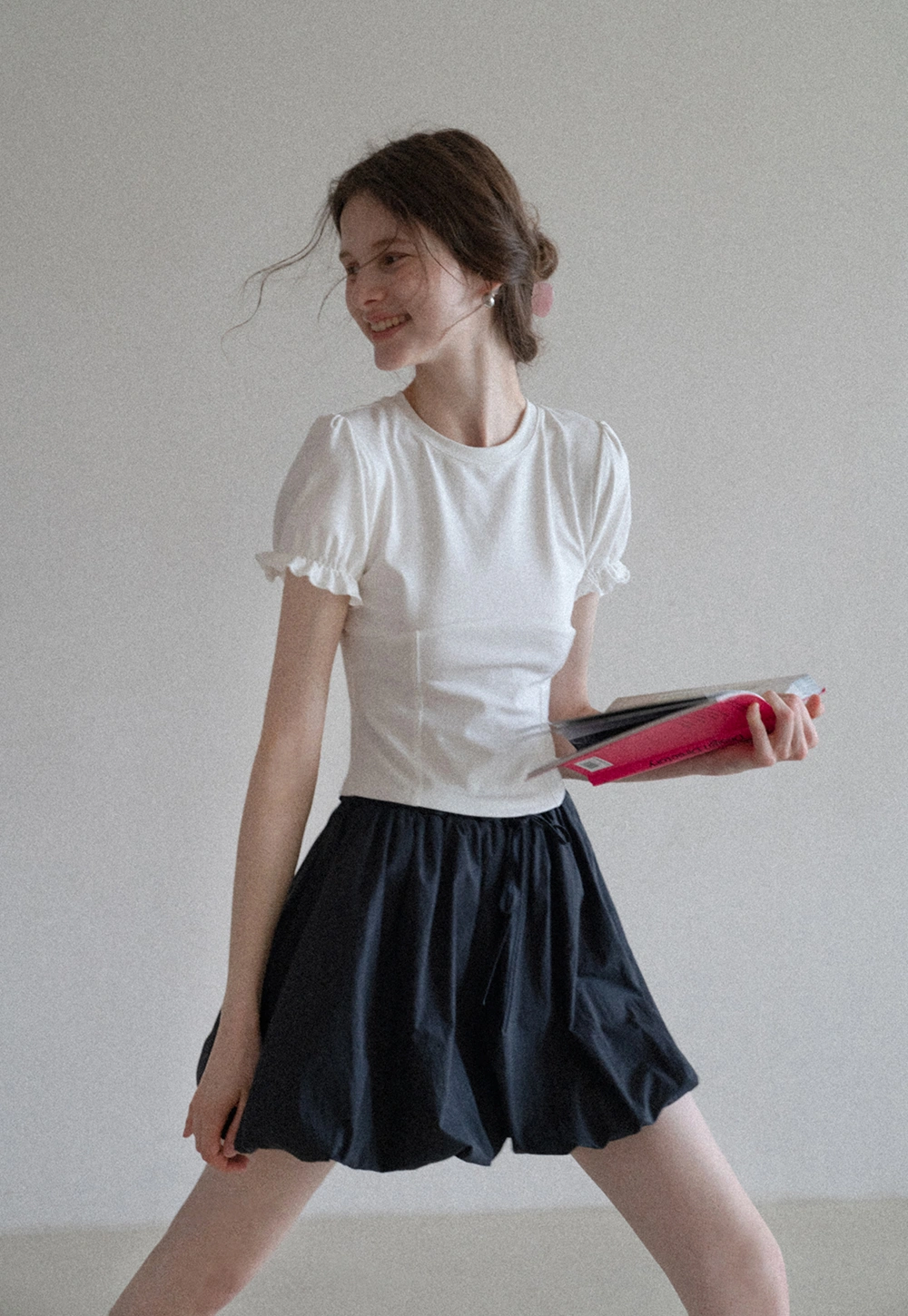 Women’s Puff Sleeve Fitted T-Shirt 