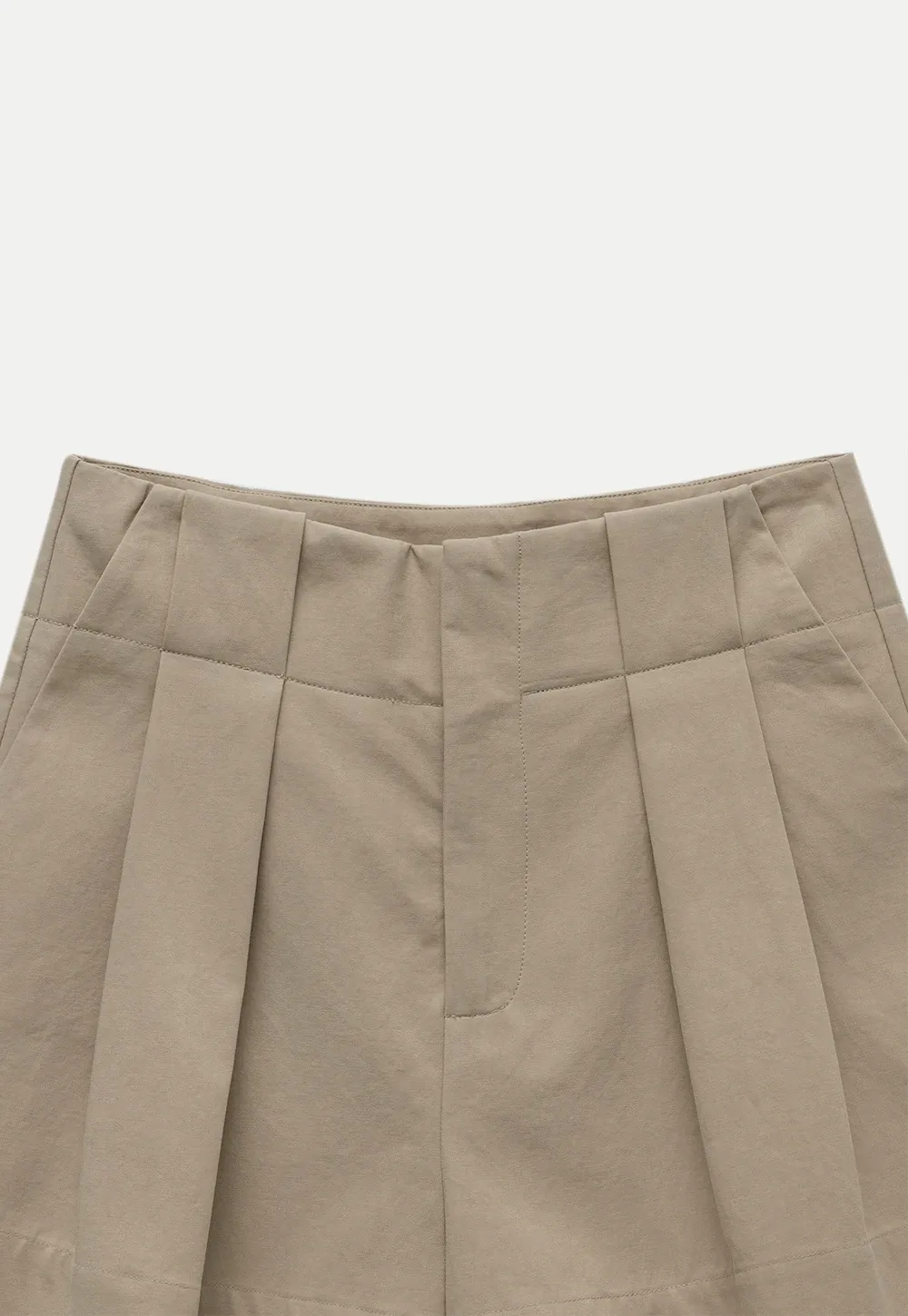 Women’s High-Waist Pleated Tailored Shorts
