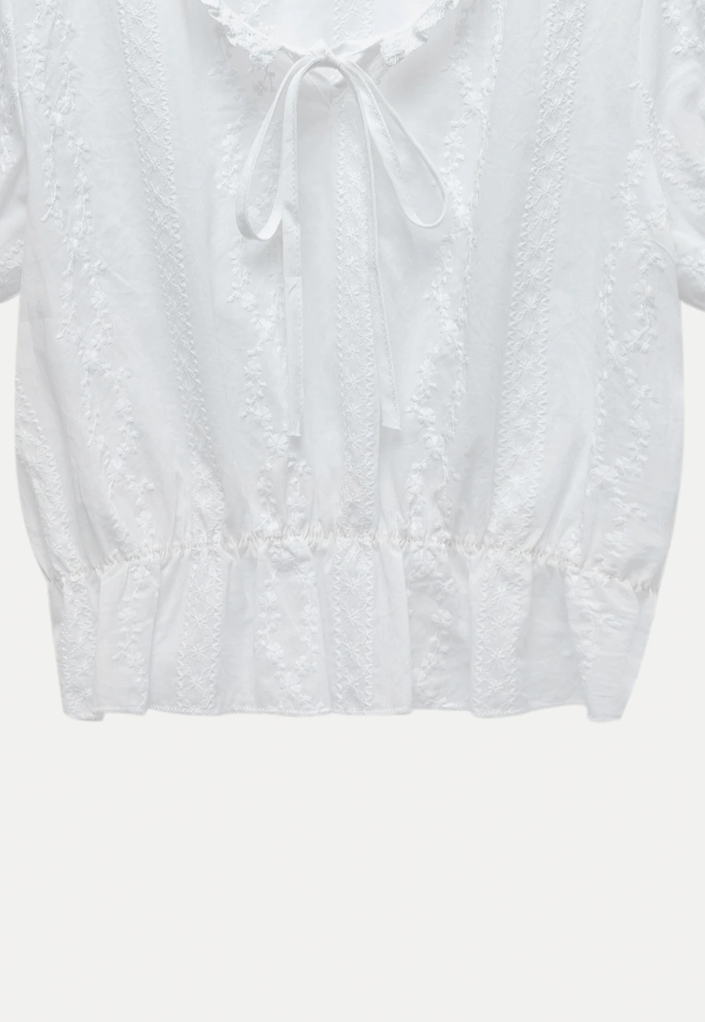 Women’s Tie-Neck Puff-Sleeve Lace Peplum Blouse