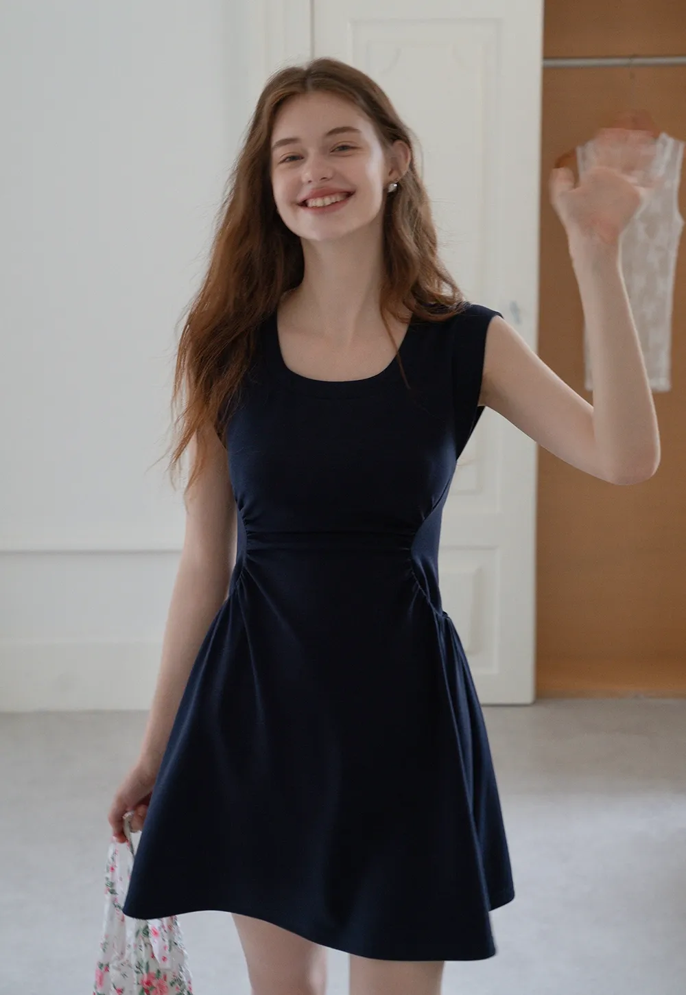 Women’s Ruched Waist Cap-Sleeve Mini Dress
