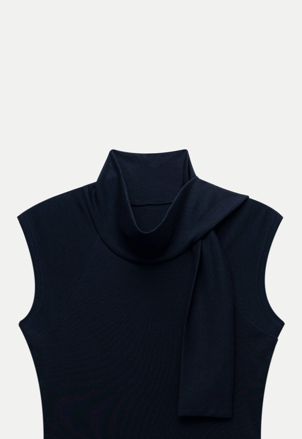 Women’s Sleeveless Knit Top