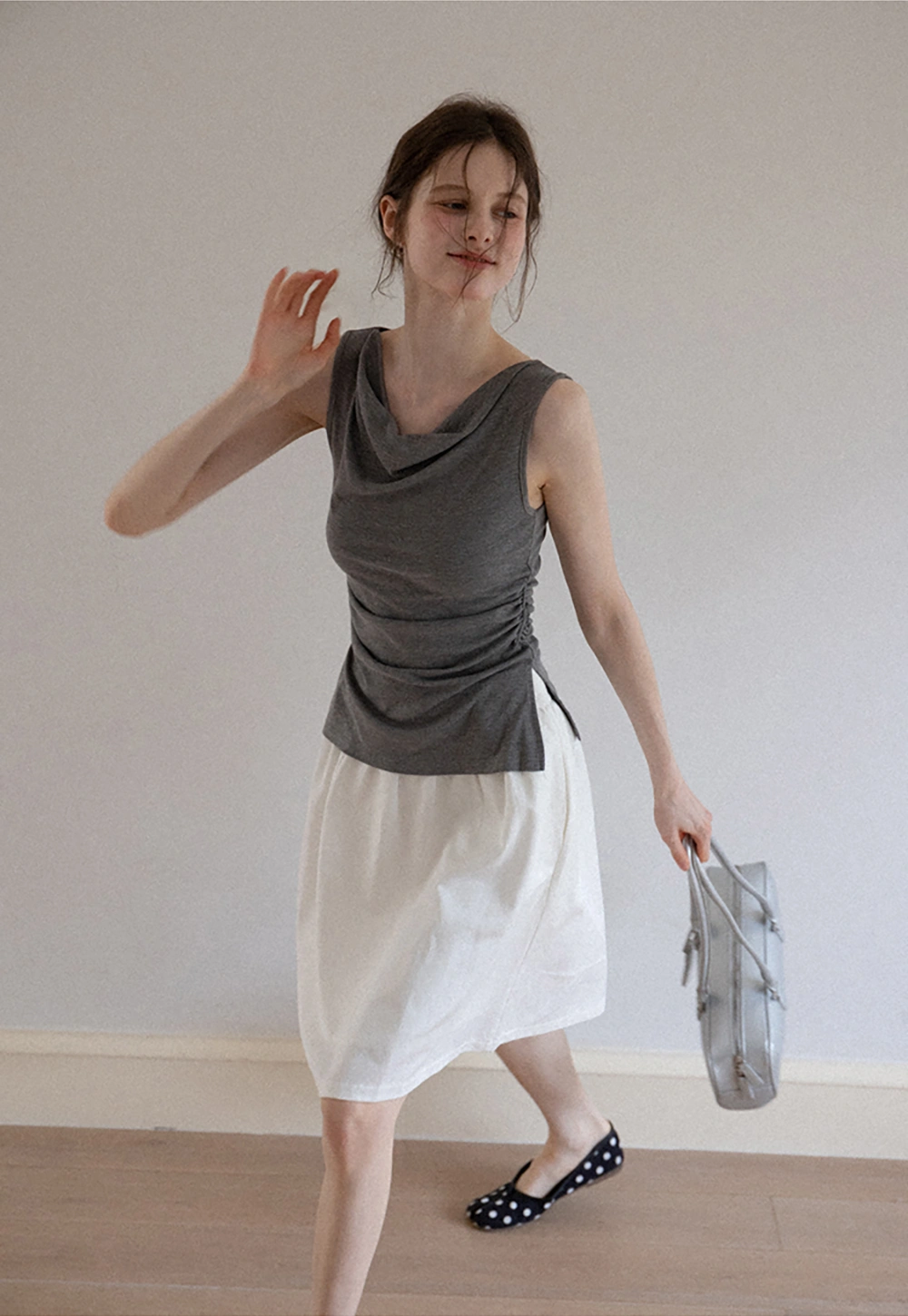 Women's Drape Back Sleeveless Ruched Tank Top