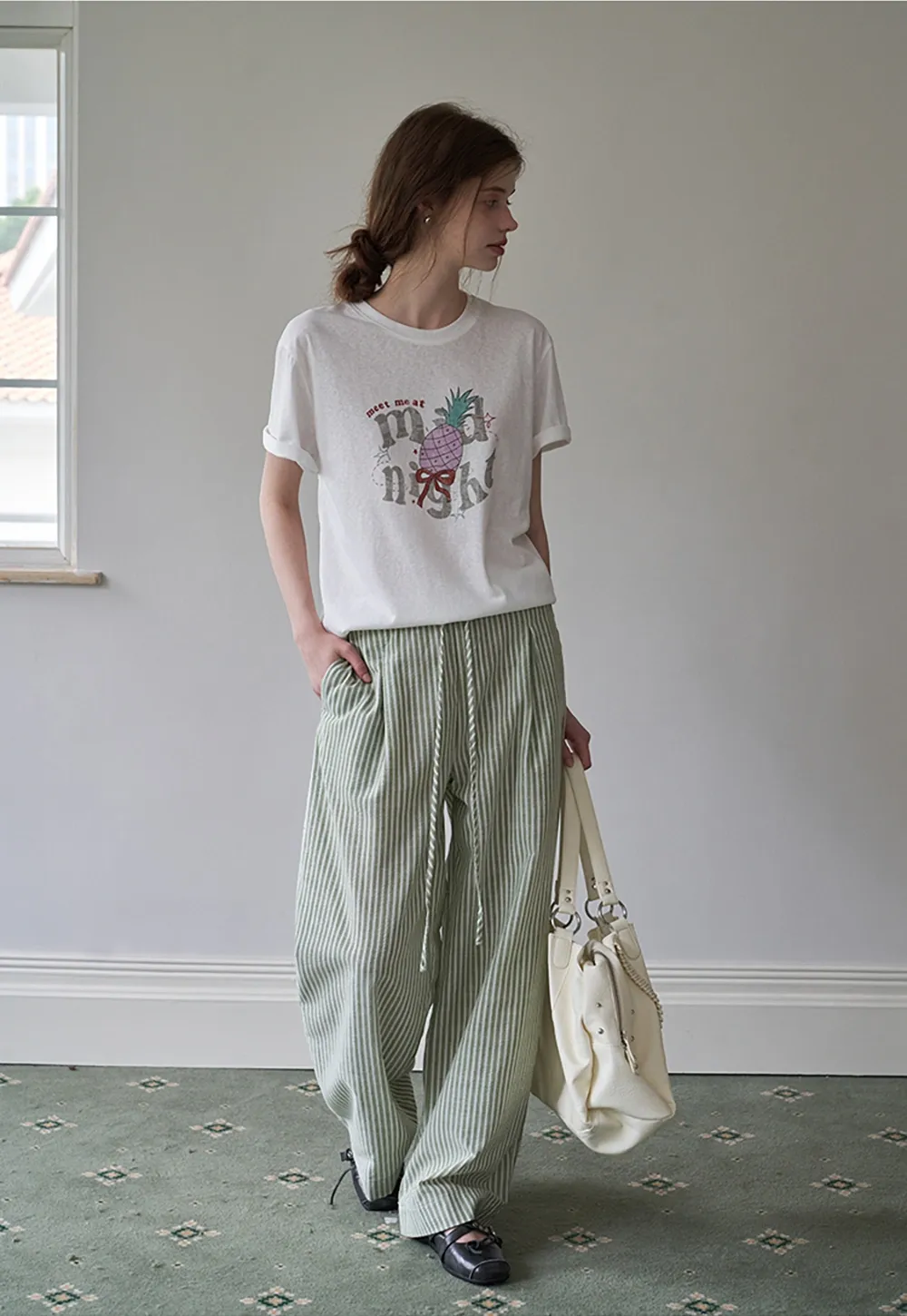 Women's Pineapple Letter Graphic T-Shirt