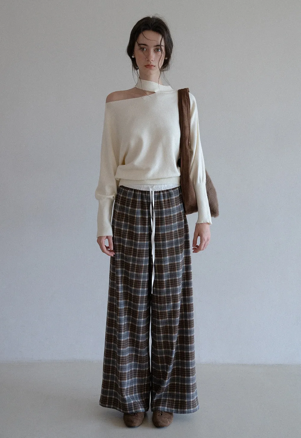 Off Shoulder Strap Detail Pullover