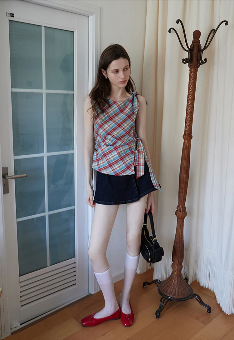 Plaid Sleeveless Top with Side Tie