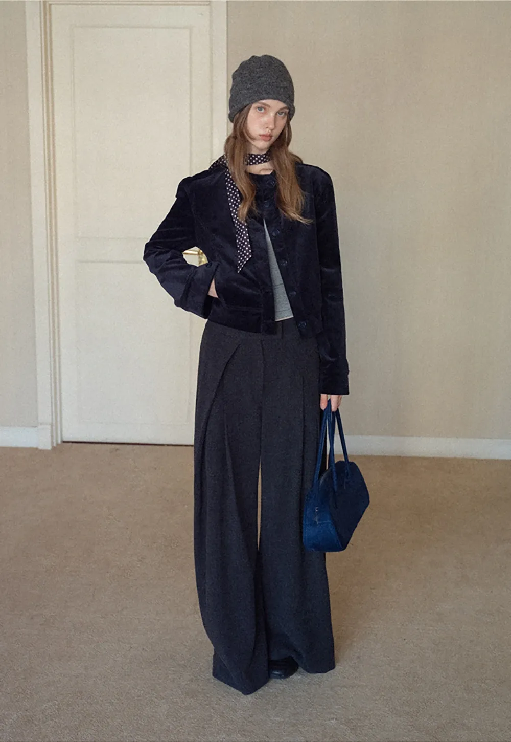 Elegant Corduroy Round Neck Short Coat Women