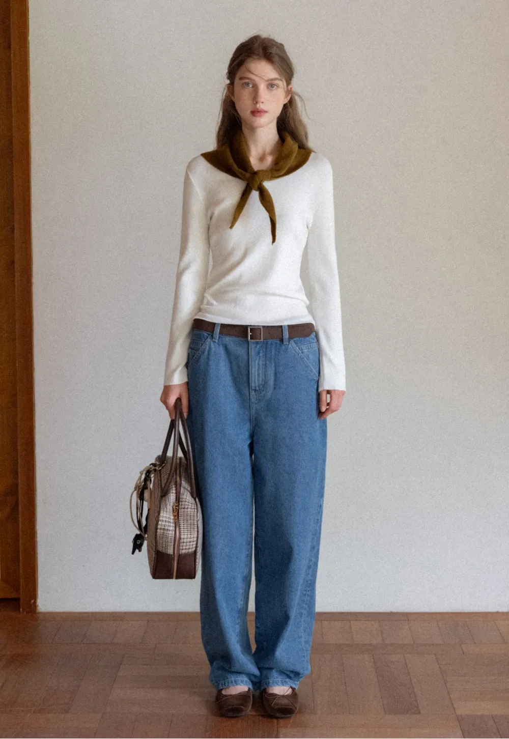 Casual White Long Sleeve Sweater with V-Neck