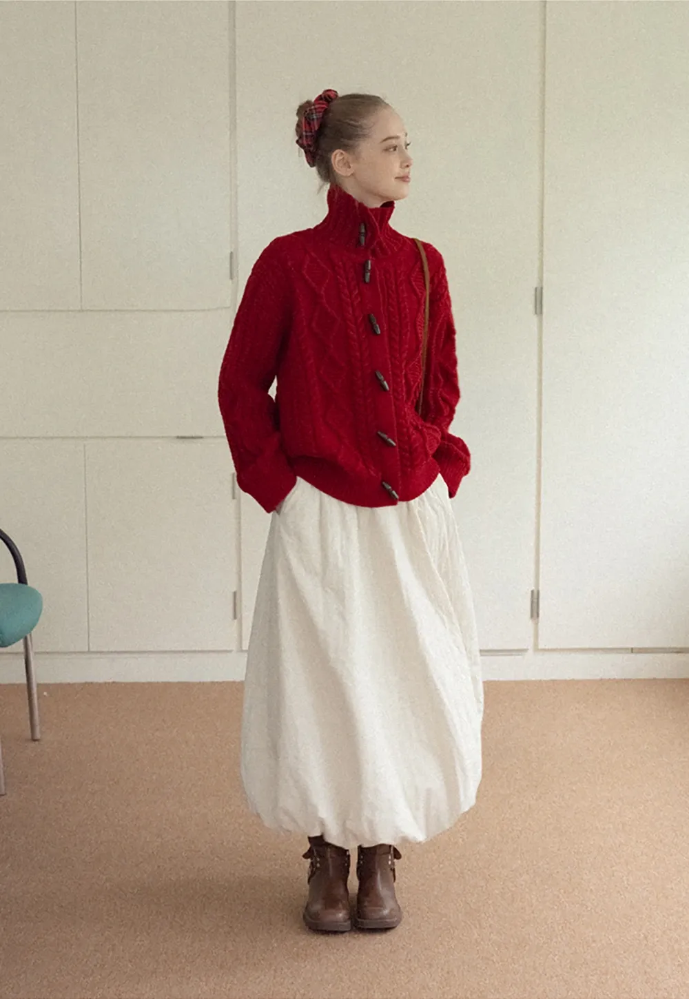 Elastic Waist Textured Puff Midi Skirt