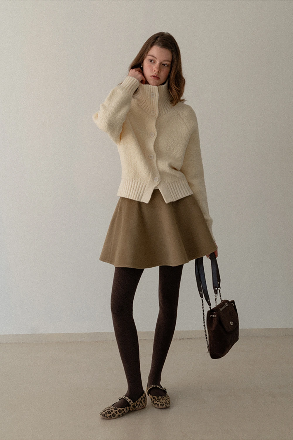 Single-Breasted High Neck Raglan Sweater