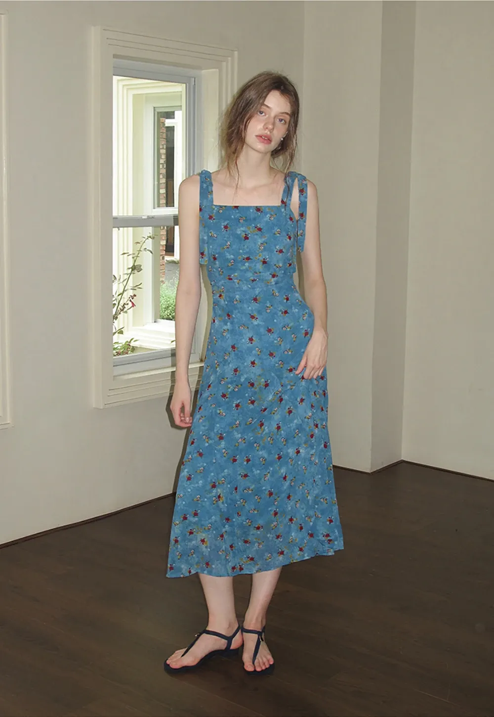 Retro Floral Sleeveless Midi Dress