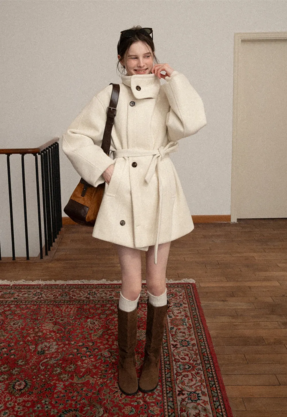 Elegant Wool Coat with Belted Waist Design