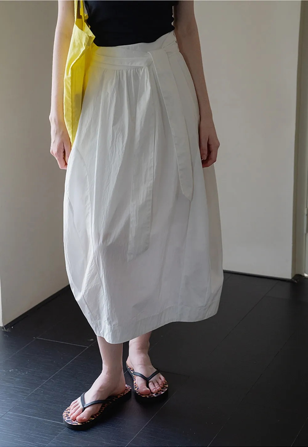 Women’s High-Waist Balloon Midi Skirt