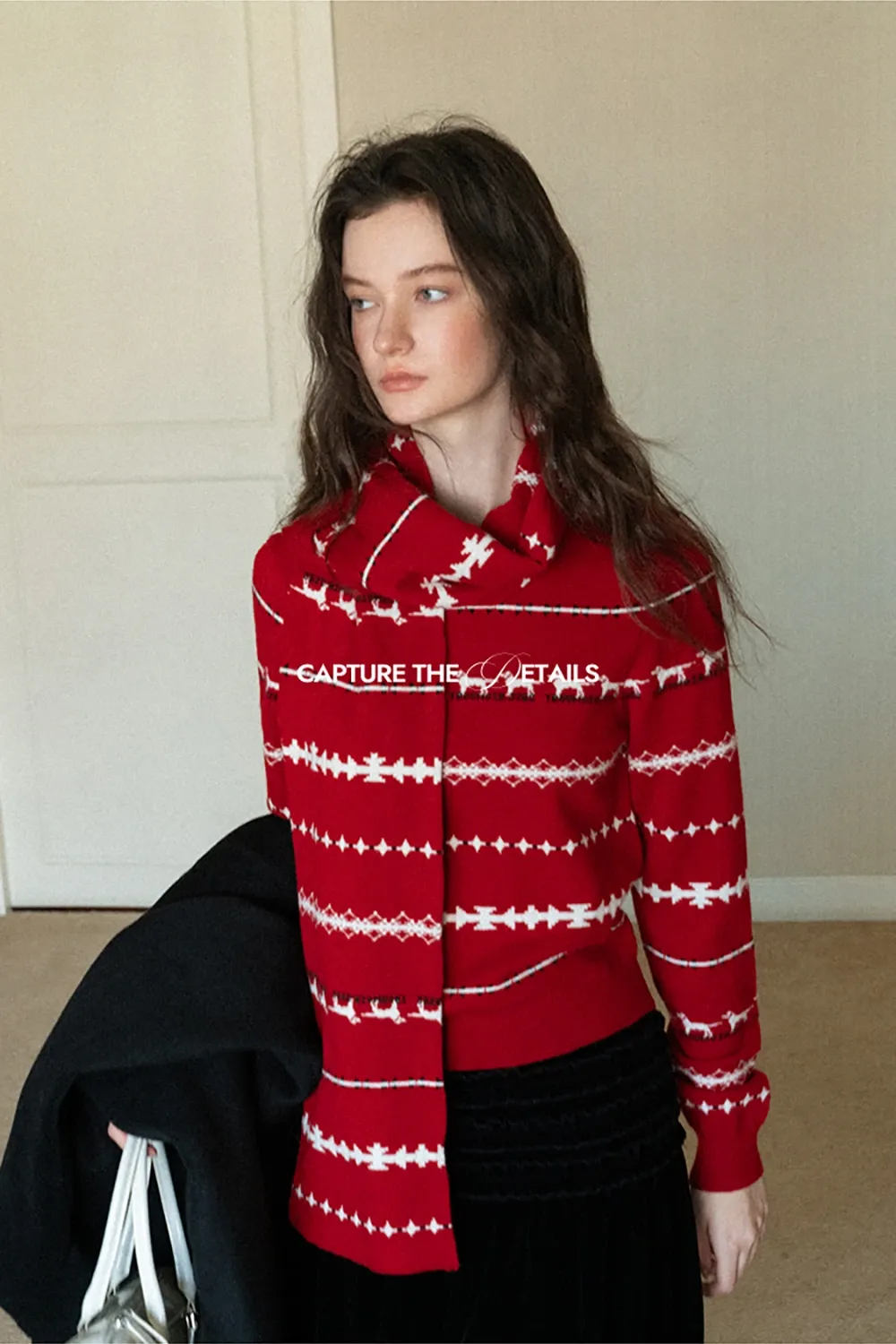 Christmas Knit Scarf With Reindeer Pattern