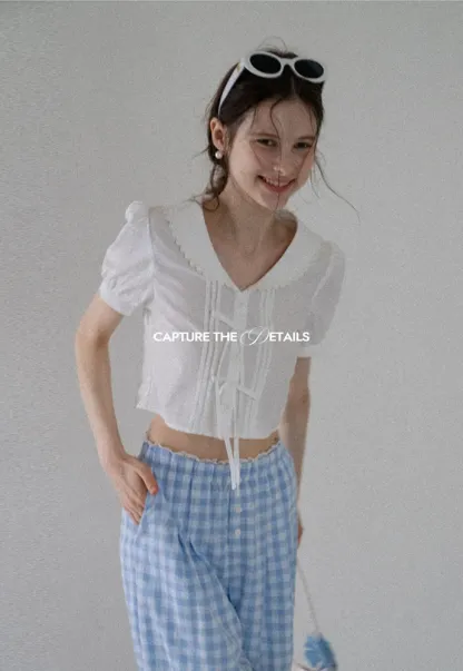 Women's Lace Collar Bow-Detail Blouse