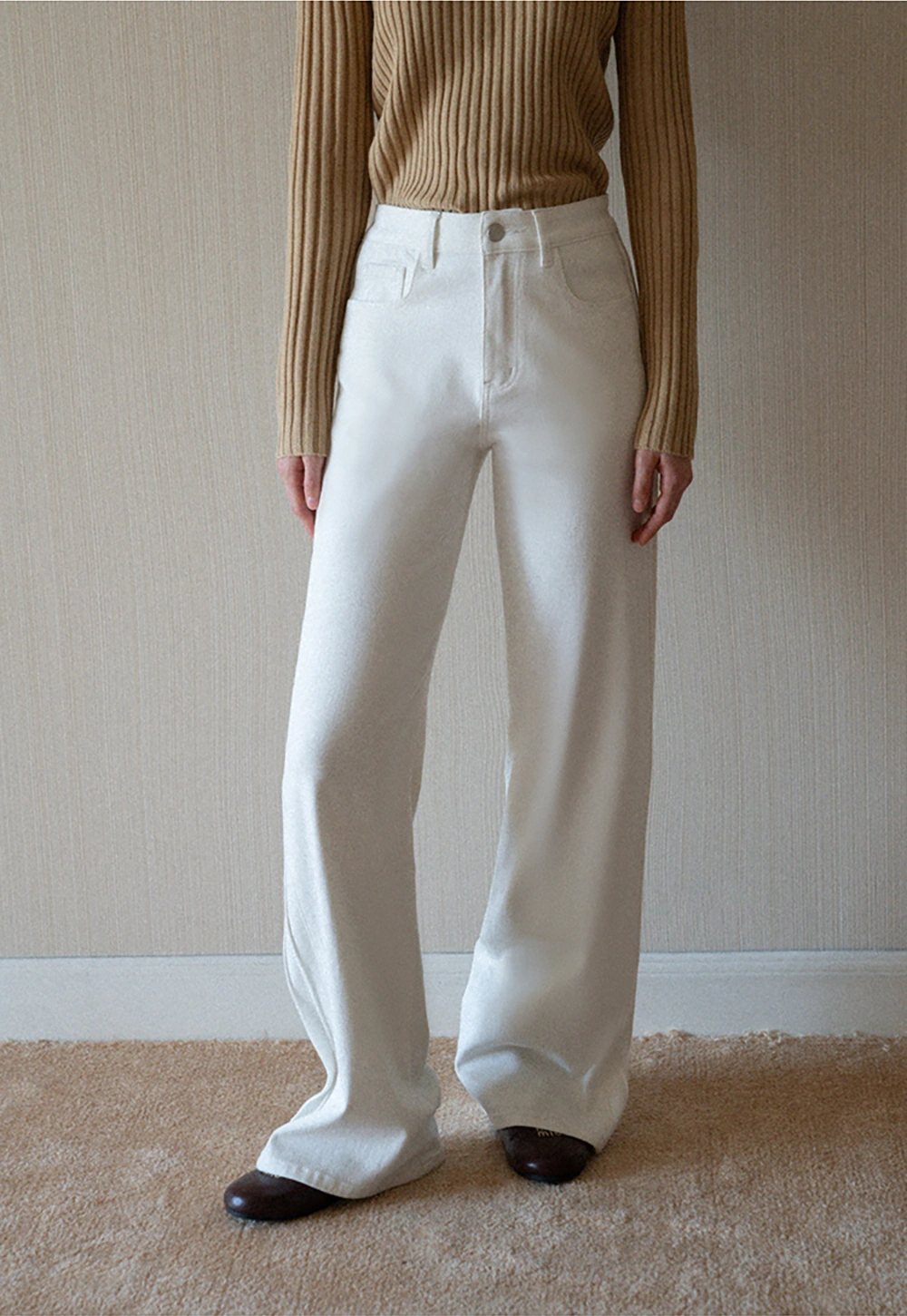 Women’s White High Waist Straight Leg Pants