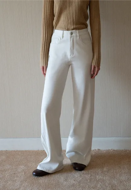 Women’s White High Waist Straight Leg Pants