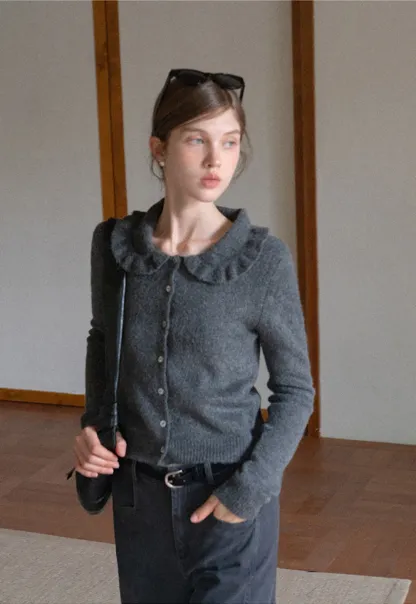 Vintage Ruffle Trim Short Knit Cardigan