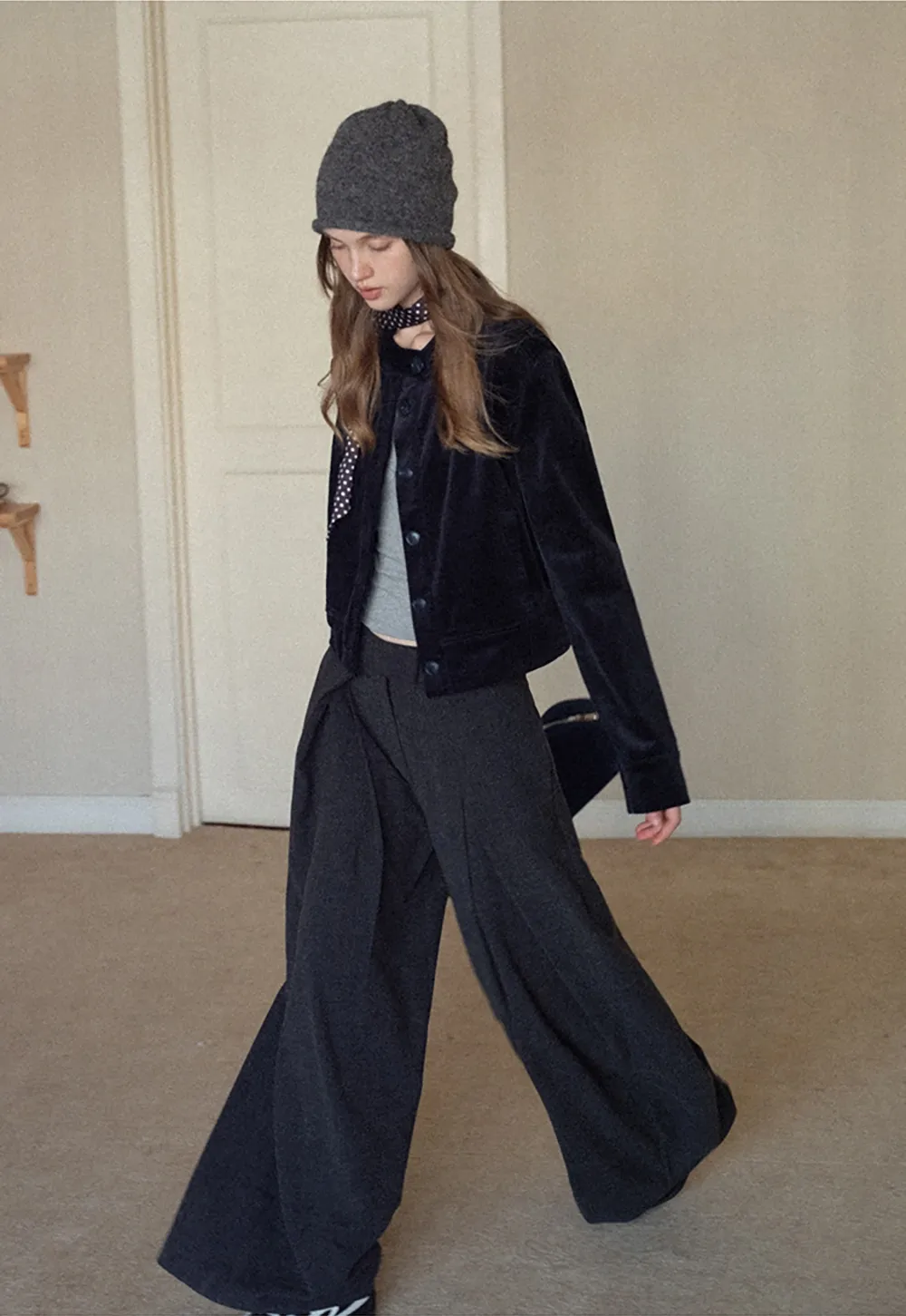 Elegant Corduroy Round Neck Short Coat Women