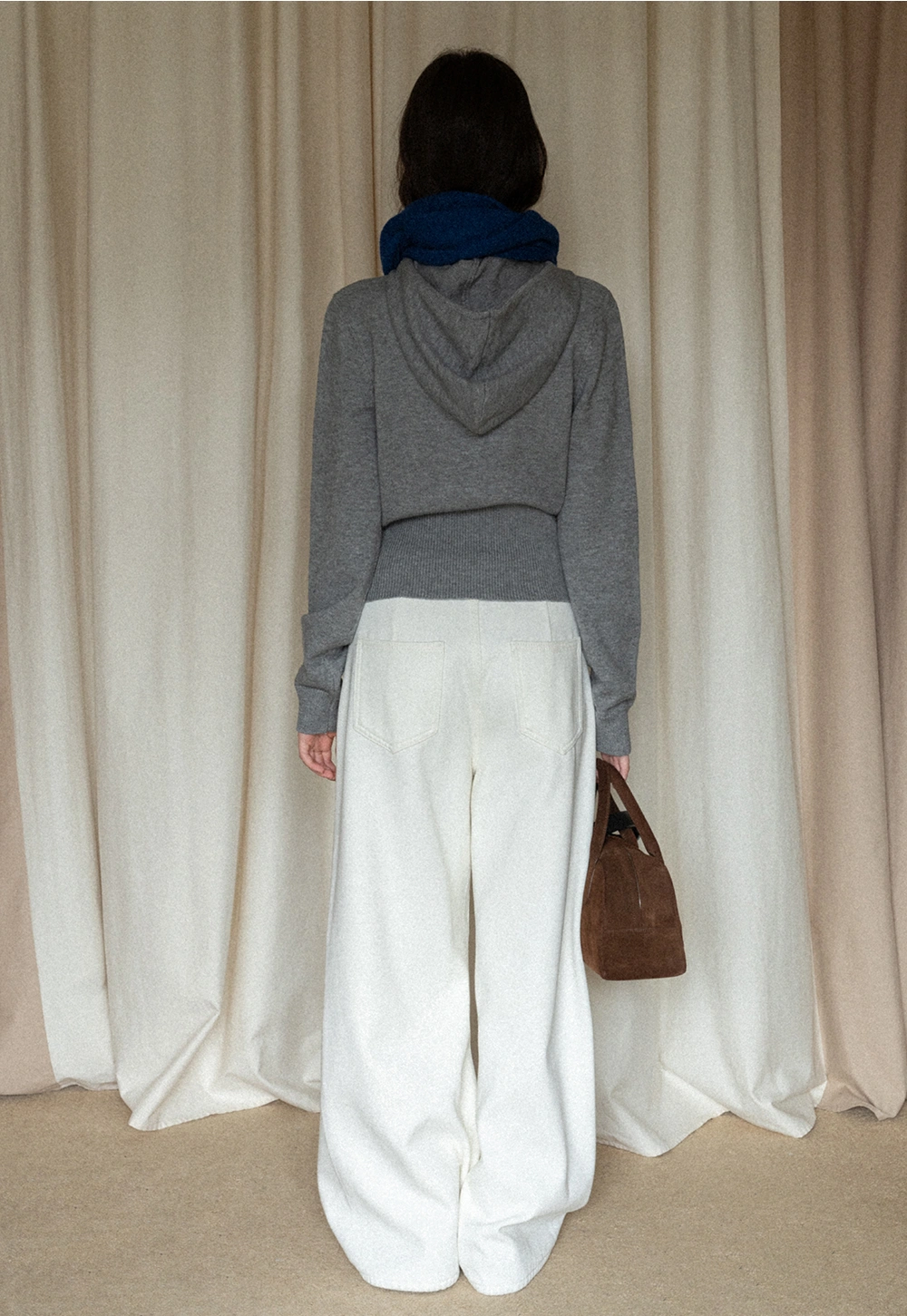 Fashionable Grey Sweater with Hood and Ribbed Trim