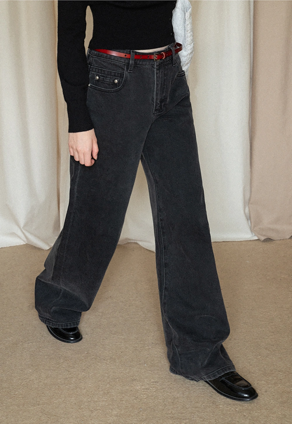 High-Waisted Black Wide-Leg Denim Jeans