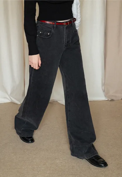 High-Waisted Black Wide-Leg Denim Jeans
