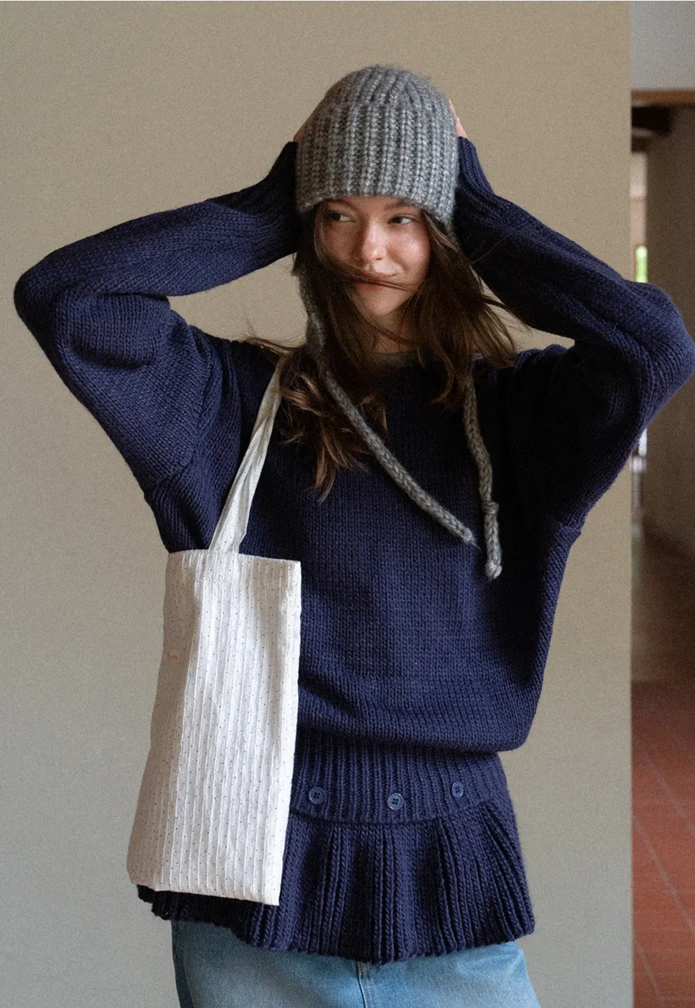 Trendy Women Sweater with Loose Detachable Hem