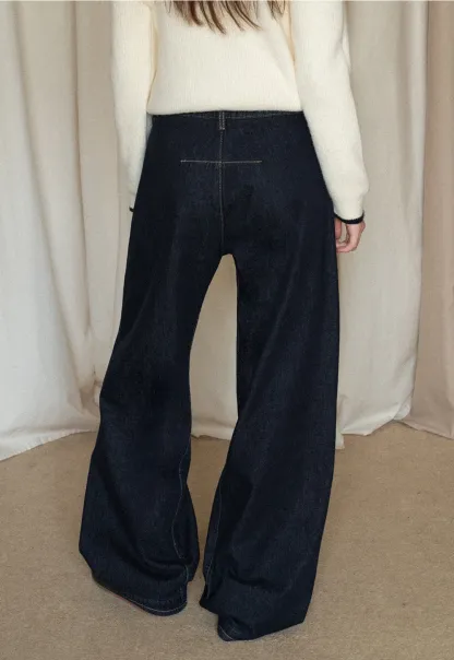 Classic Loose Fit Wide Leg Jeans for Women