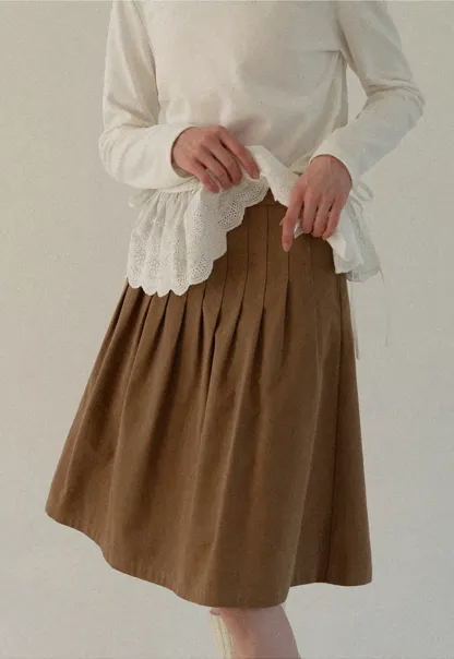 Elegant High-Waisted Pleated Skirt