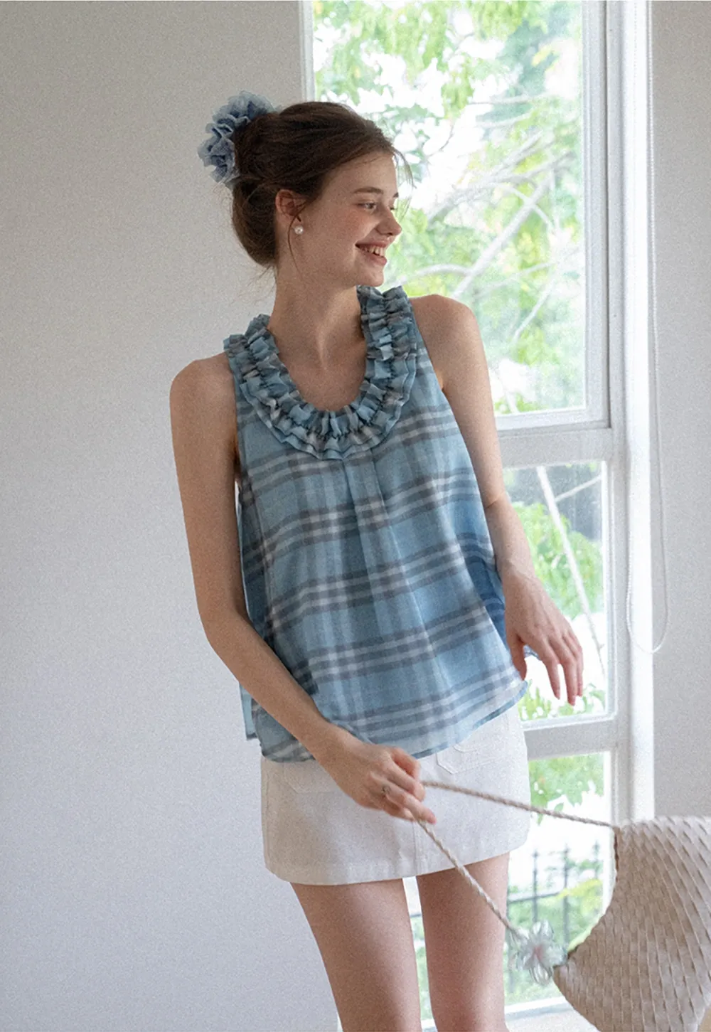 Women’s Ruffle Trim U-Neck Plaid Tank Top