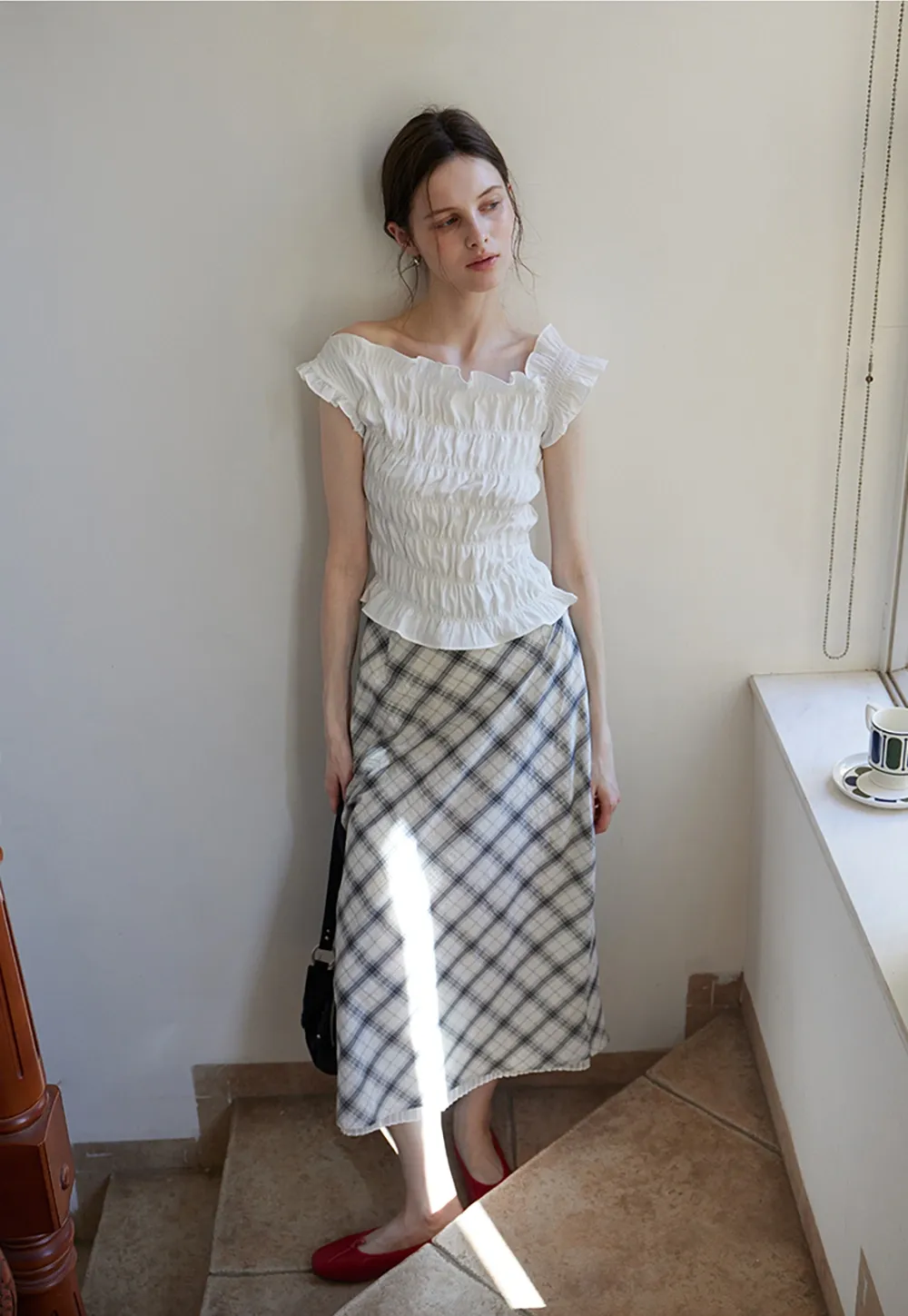 Women’s Off Shoulder Ruffled Shirred Top