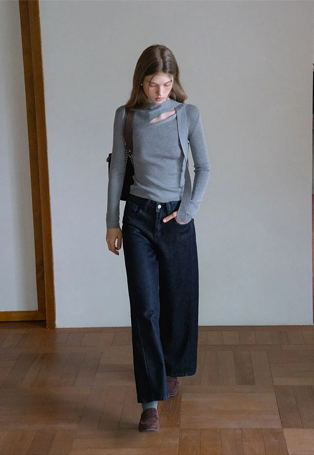 White Long Sleeve Knit Top With Tie