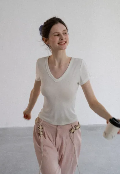 Women's Slim Fit V-Neck Short Sleeve T-Shirt