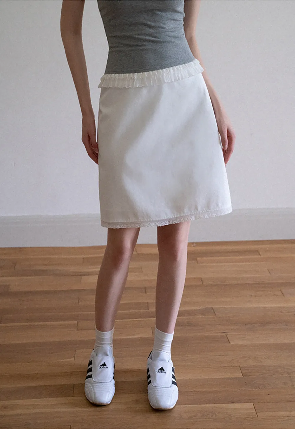 Women's Plaid A-Line Skirt with Lace Trim