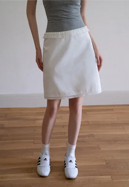 Women's Plaid A-Line Skirt with Lace Trim