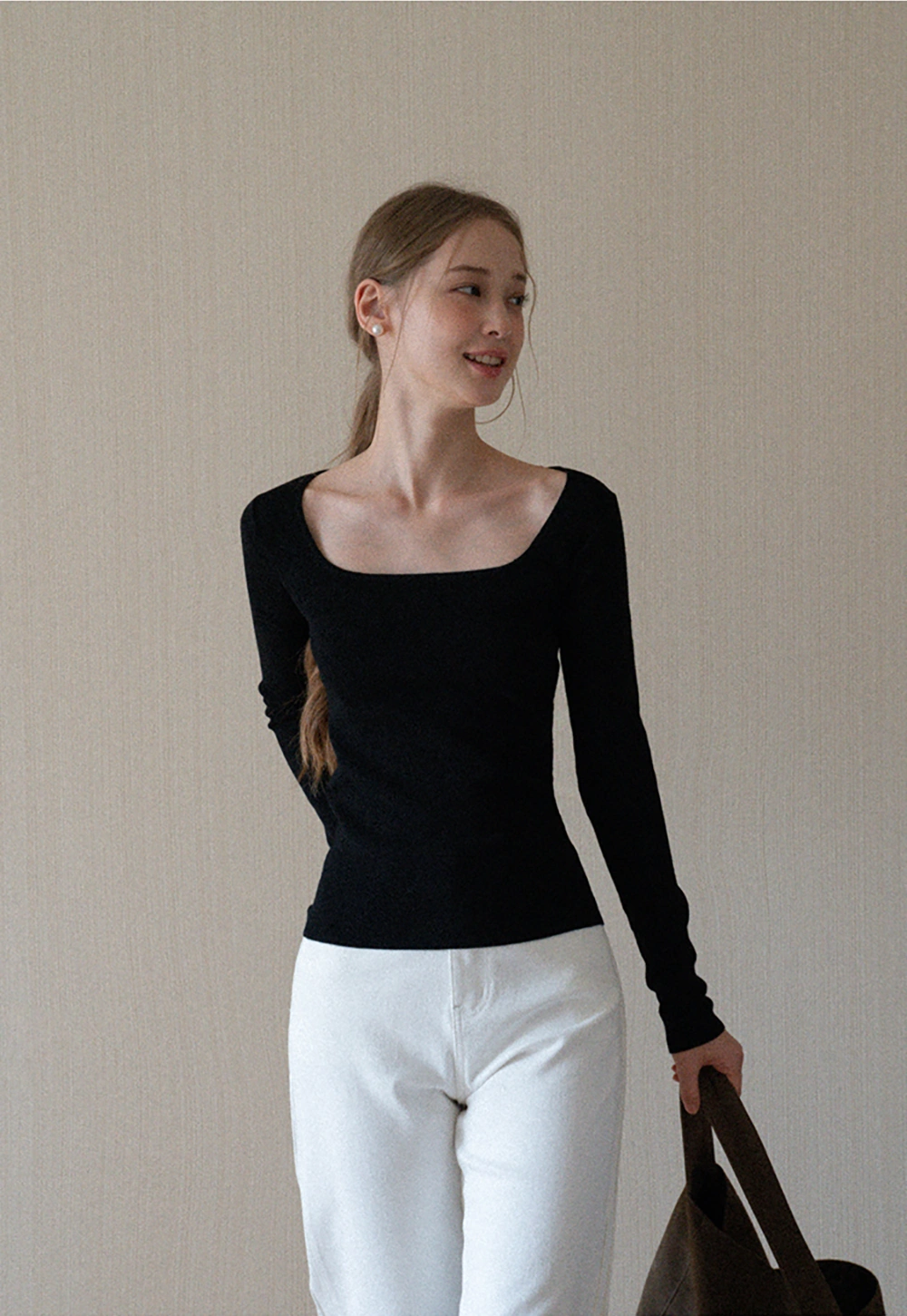 Womens Square Neck Long Sleeve Knit Top