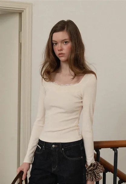 Women Classic High Rise Denim Wide Leg Pants