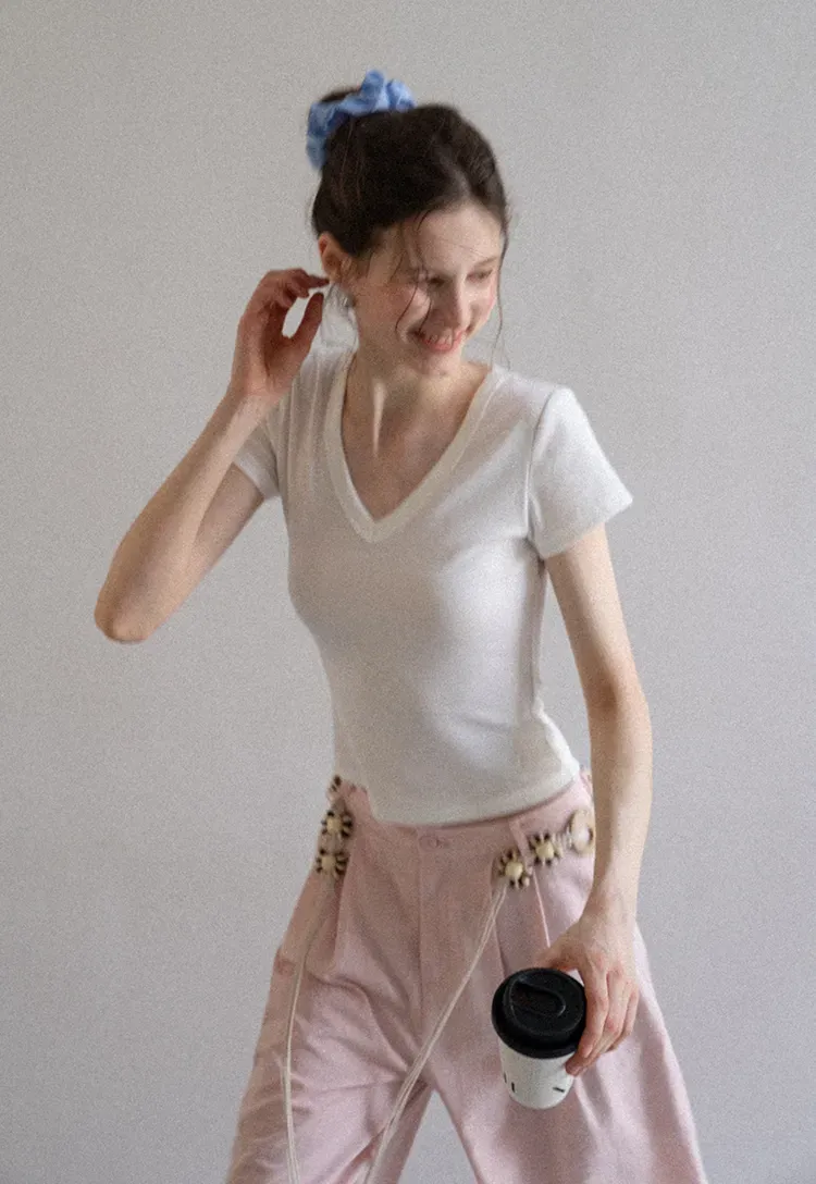 Women's Slim Fit V-Neck Short Sleeve T-Shirt