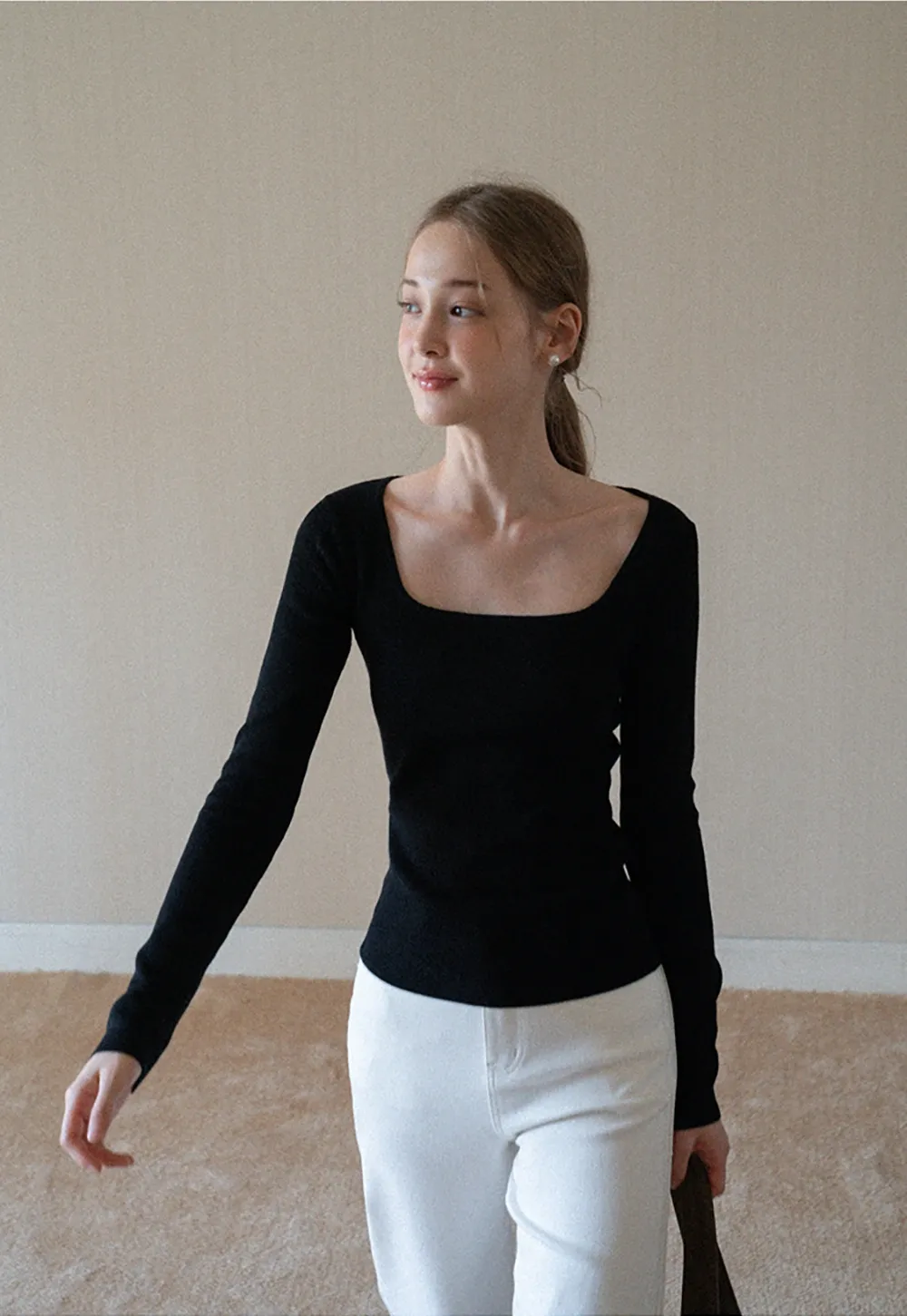 Womens Square Neck Long Sleeve Knit Top