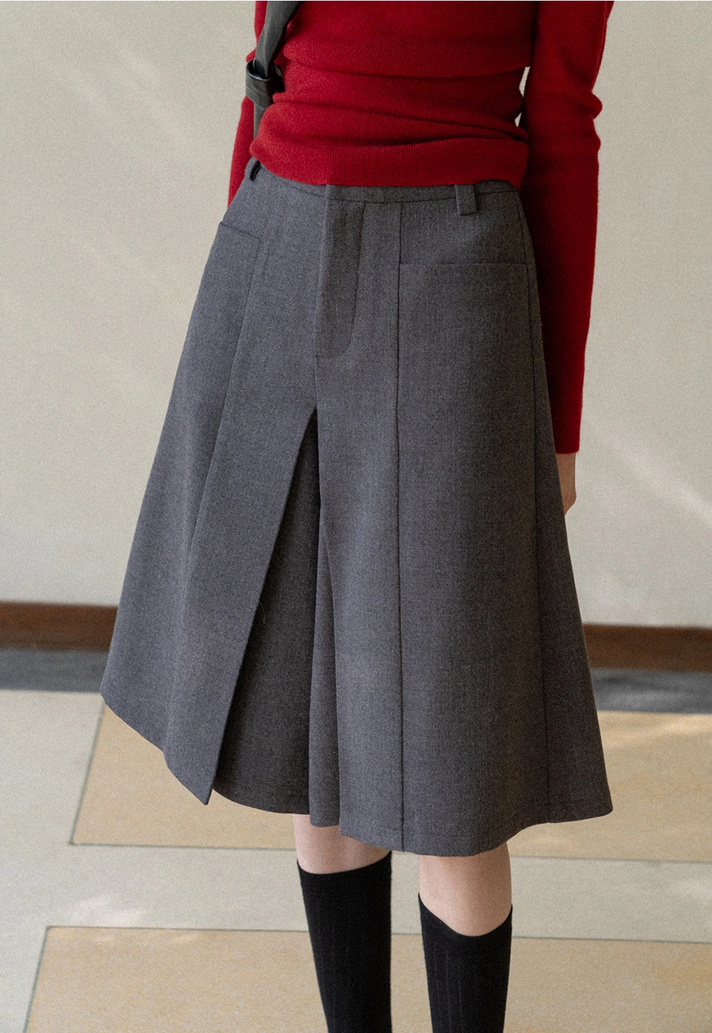 Flowy Skirt-Style Wide-Leg Cropped Trousers