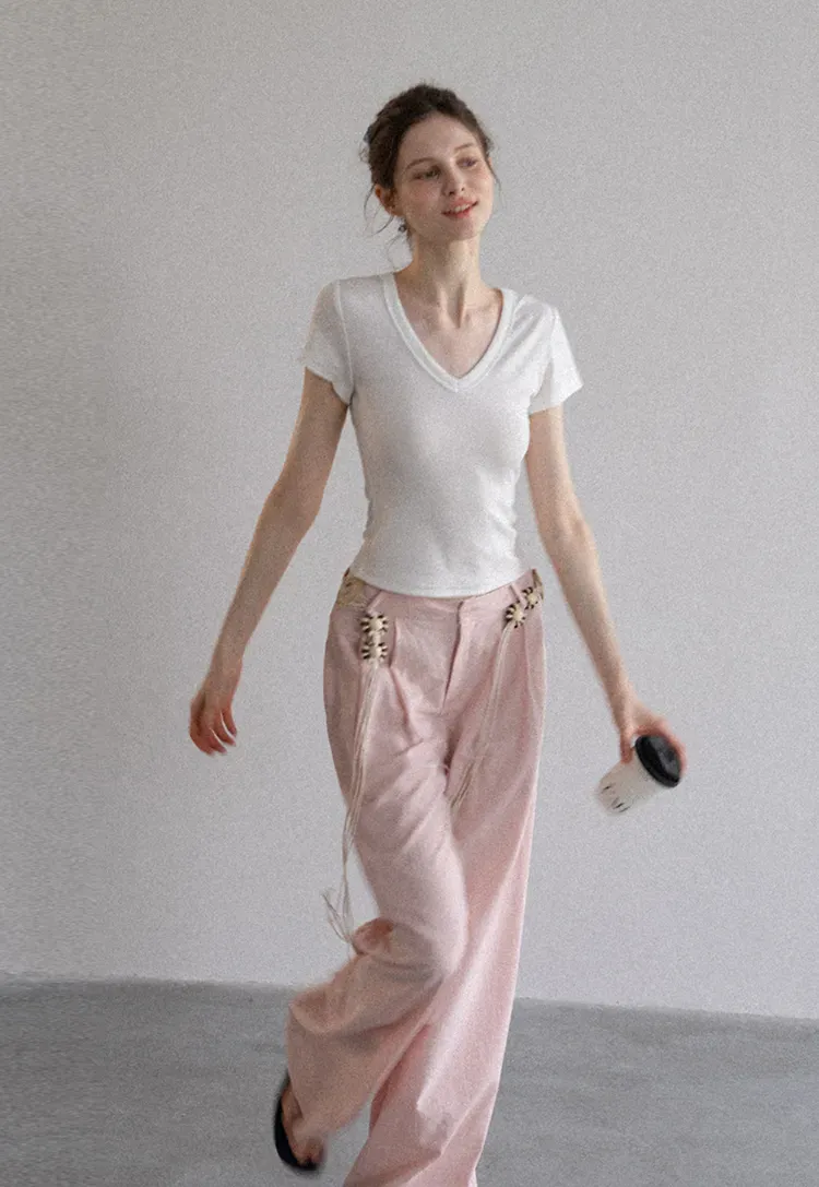 Women's Slim Fit V-Neck Short Sleeve T-Shirt