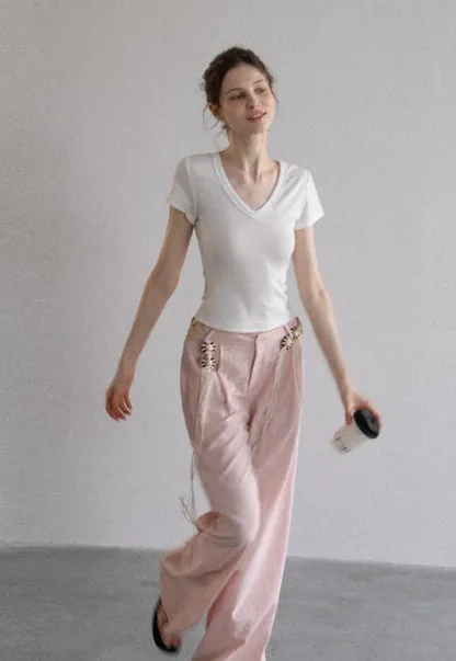 Women's Slim Fit V-Neck Short Sleeve T-Shirt