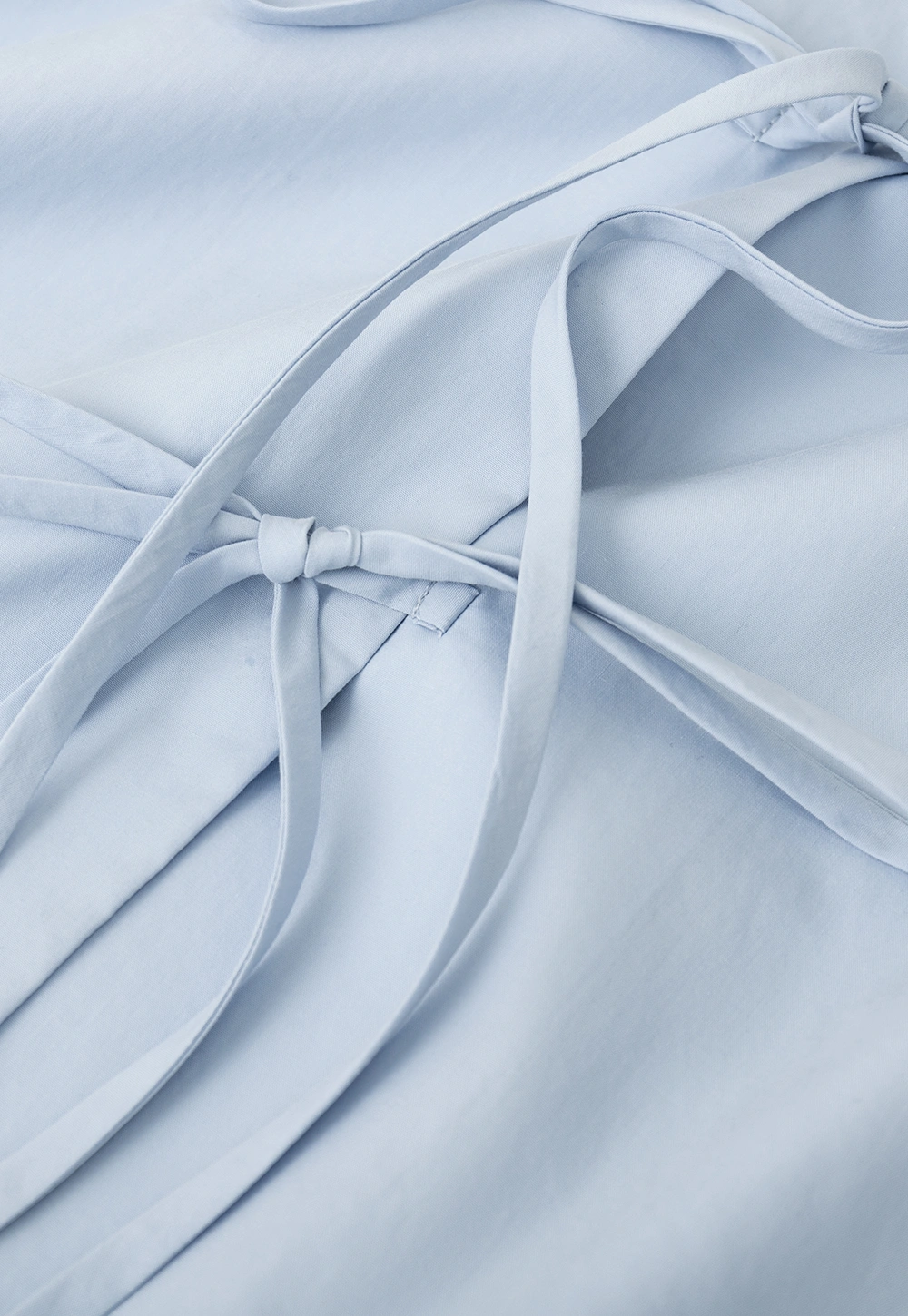 Long sleeve shirt with front tie detail