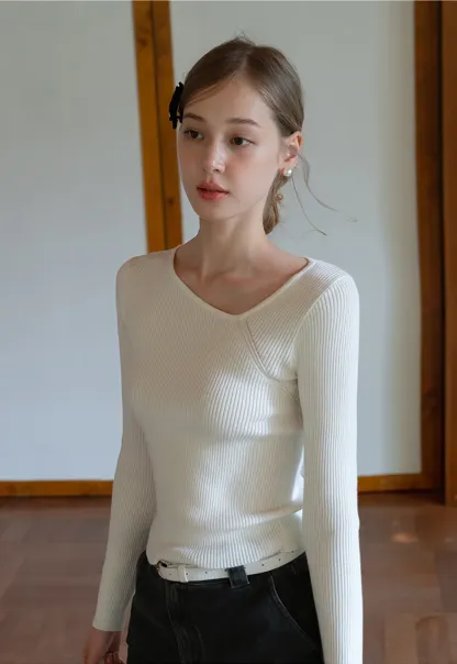Womens Asymmetric Neck Ribbed Knit Long Sleeve Top