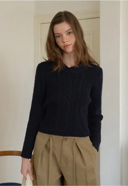 Women Pleated Wide-Leg Trousers