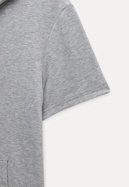 Women’s Zip-up Hoodie with Ruffled Hem