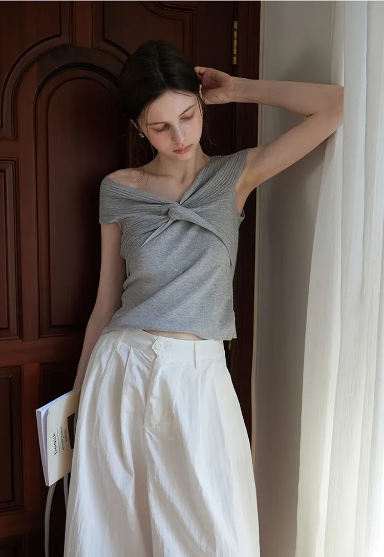 Twist Front Ribbed Knit Sleeveless Top