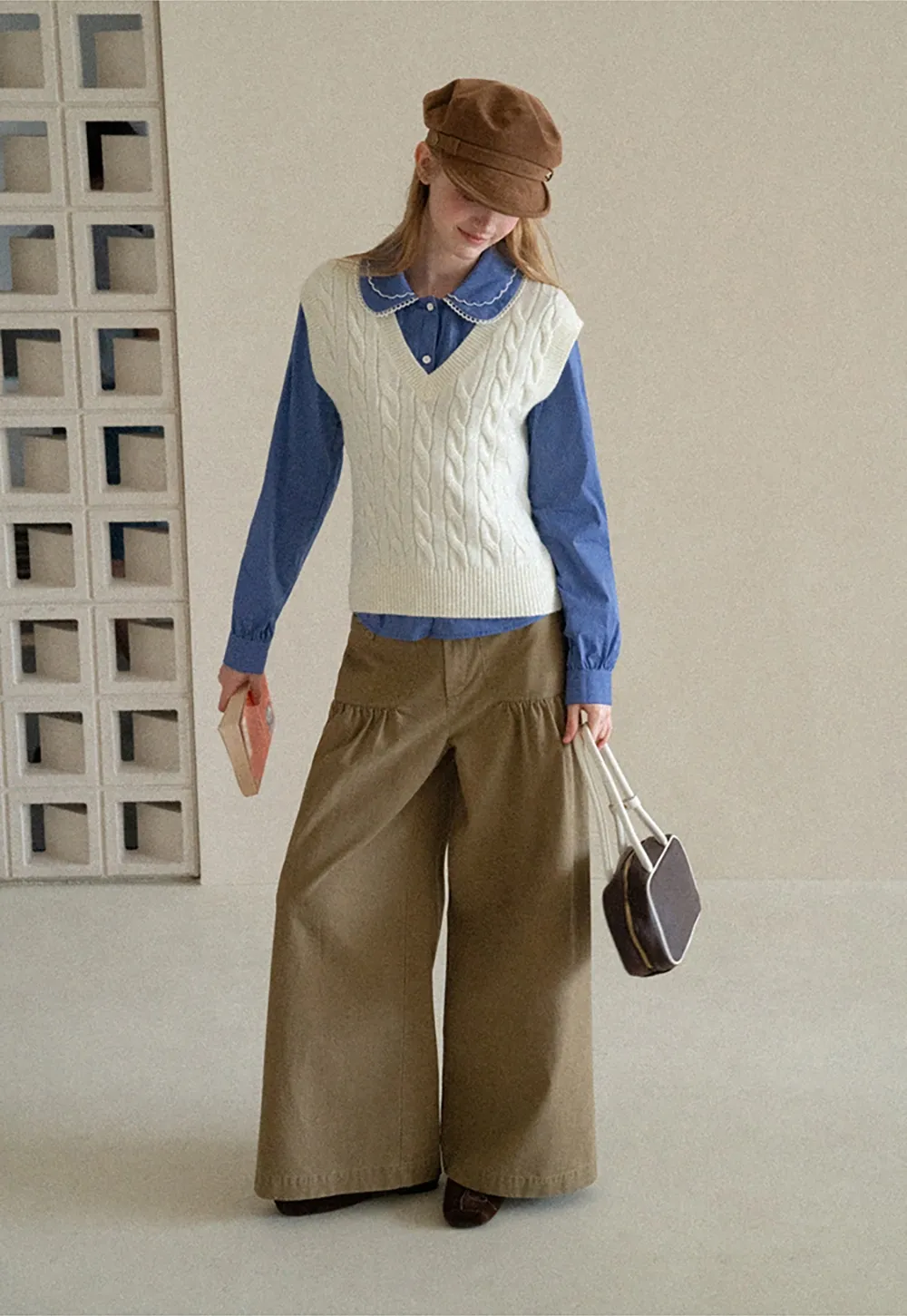 Cable Knit V Neck Sleeveless Sweater